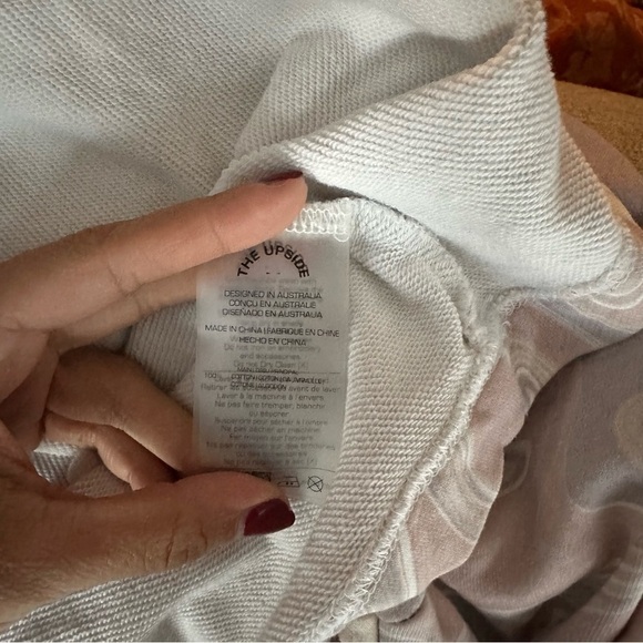 Anthropologie x The Upside Marbled Cropped Hoodie Medium - Picture 7 of 7